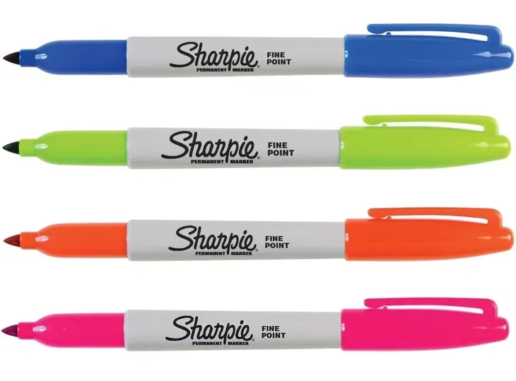 markery-permanentne-sharpie-fine-point-4-stan-nowy-liczba-sztuk-w-zestawie-4