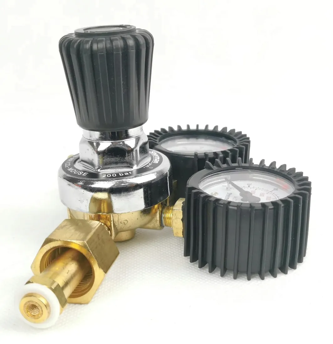 reduktor-gazu-spawarki-argon-co2-mini-2-manometry-stan-nowy