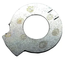 podkladka-zabezpieczajaca-kosz-sprzegla-motorynka