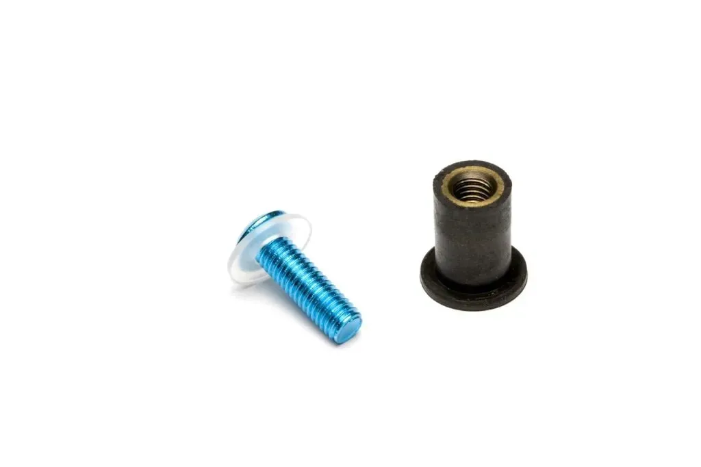sruba-sruby-owiewki-szyby-m5x15-niebieska-motor-stan-nowy