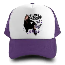 czapka-z-daszkiem-fioletowa-na-prezent-urodziny-olivia-rodrigo-sour-wzory