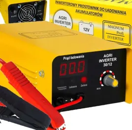 prostownik-12v-inwerterowy-akumulatorowy-30a-magnum-agri50-12-automatyczny
