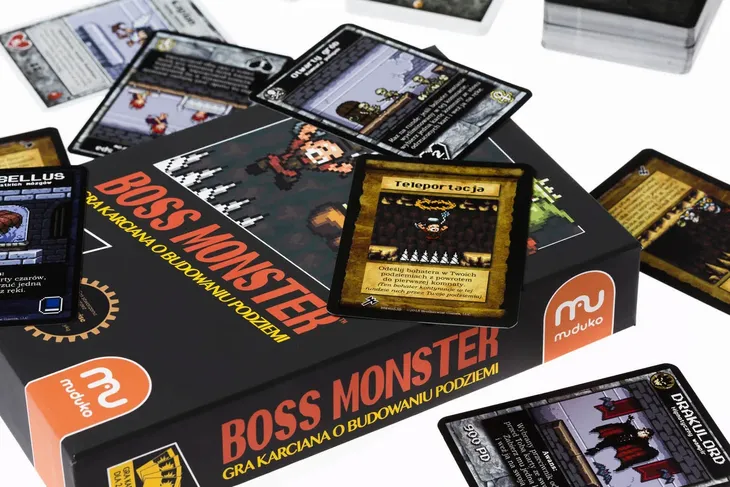 boss-monster-muduko-informacje-dodatkowe-wersja-podrozna