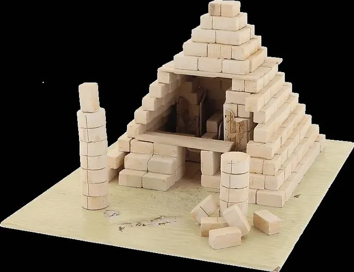 brick-trick-travel-piramida-trefl-szerokosc-produktu-32-cm