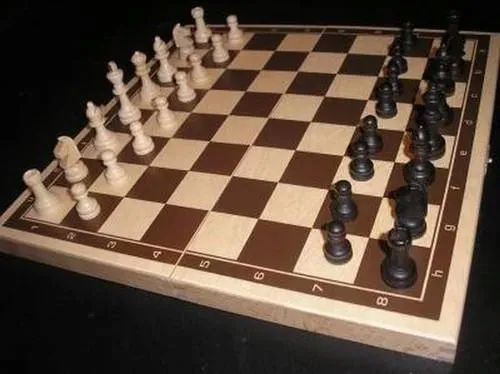 szachy-drewniane-abino