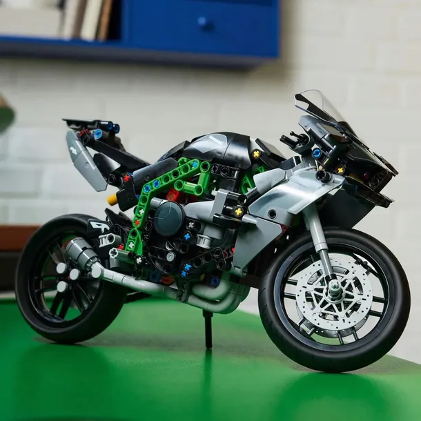 lego-technic-42170-kawasaki-ninja-h2r-bohater-brak