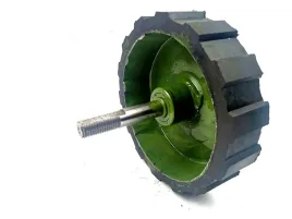 rolka-wciagajaca-metalowo-guma-fi215-kombajn-bolko