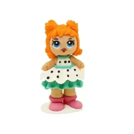 figurka-na-tort-lalka-lolo-z-cukru