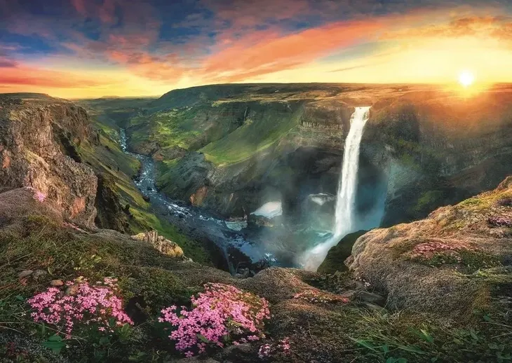 puzzle-2000-wodospad-haifoss-islandia-czas-rozgrywki-do-2-godzin