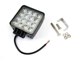 lampa-robocza-halogen-16-led-48w-12v-24v-swiatlo-skupione-spot