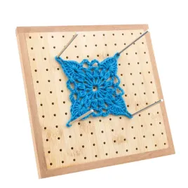 drewniana-tablica-do-blokowania-kwadratow-babuni-20-cm-x-20-cm