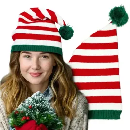 zimowa-czapka-w-paski-swiateczne-nakrycie-z-pomponem-na-zimowe-dni-ciepla