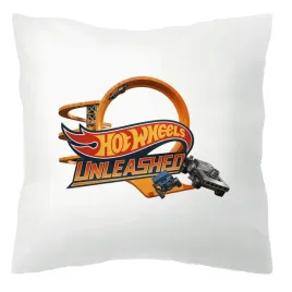poduszka-40x40-biala-unleashed-hotwheels-dla-fana-na-prezent-wzory