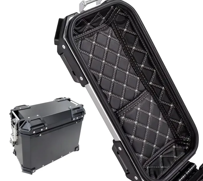 kufry-boczne-czarne-38l-producent-moretti