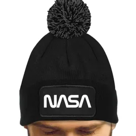 czarna-czapka-zimowa-z-pomponem-nasa-ciepla-na-prezent-mix-wzorow