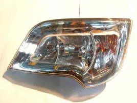 reflektor-autobus-mercedes-trawego-lewy
