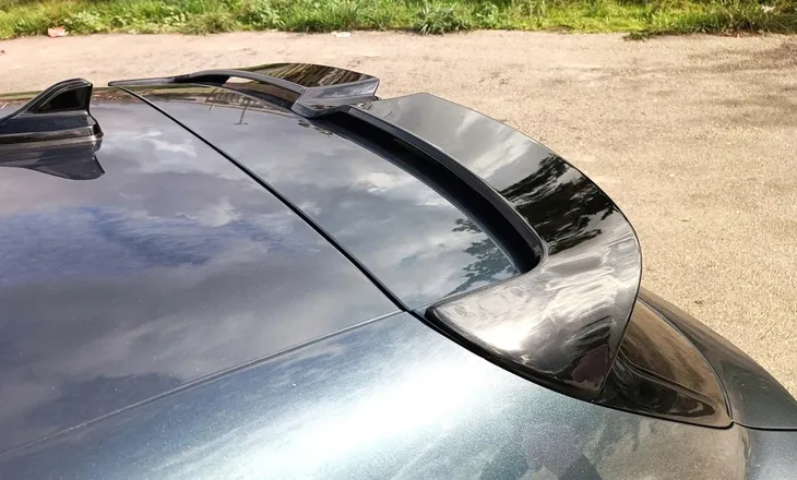 spojler-dachowy-tylny-lotka-do-cupra-leon-i-2021-hatchback-kolor-do-lakierowania