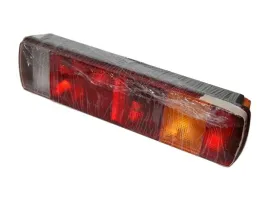 lampa-tylna-scania-4-prawa-gniazdo-bajonet-z-tylu