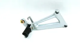 podnozek-tylny-prawy-do-motoroweru-fr50