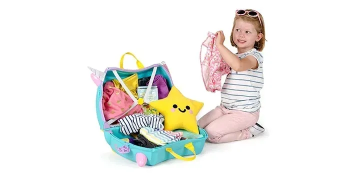 trunki-jezdzaca-walizeczka-dziecieca-kod-producenta-walizka-kabinowa-4-kolka