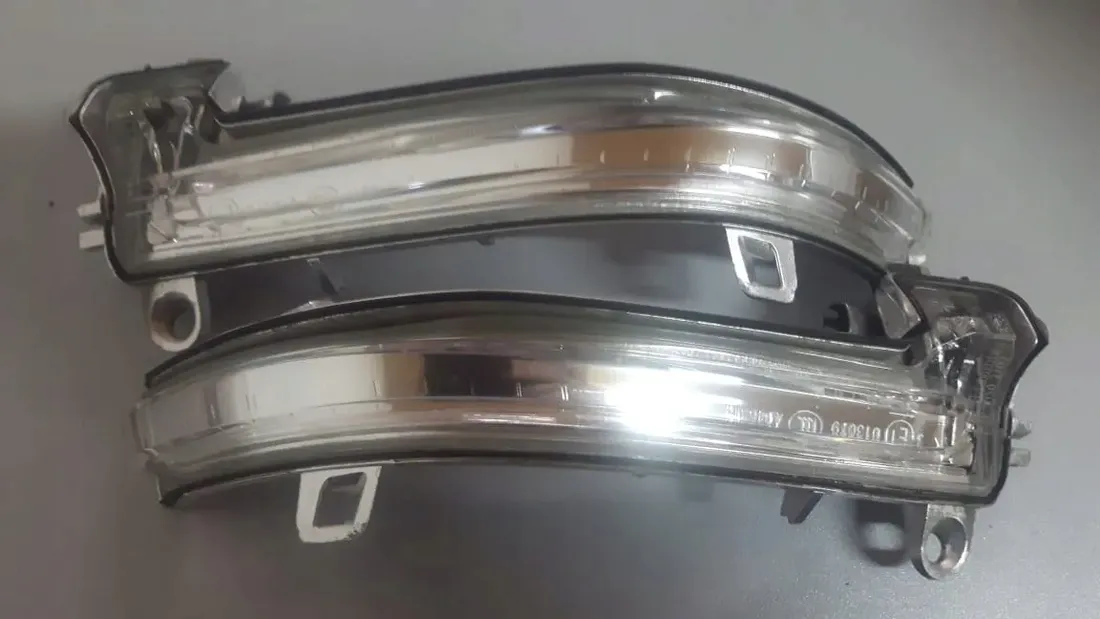osram-dynamiczne-kierunkowskazy-do-bmw-white-stan-nowy
