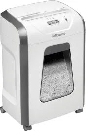 niszczarka-p-4-15-arkuszy-kosz-19-l-ochrona-przed-zacieciami-tryb-eco