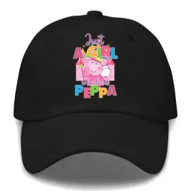 czapka-dziecieca-czarna-z-daszkiem-dla-fana-swinki-peppy-a-girl-peppa-wzory