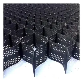 geosiatka-geokrata-drogowa-na-skarpe-parking-staw-wys-10-cm-najgestrza