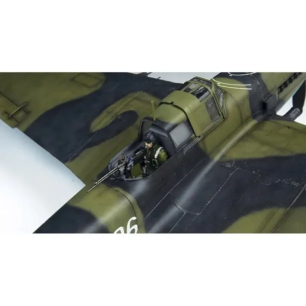 1-48-il-2-stormovik-mod-1943-stan-nowy