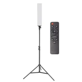 lampa-panel-led-pionowa-na-statywie-pilot