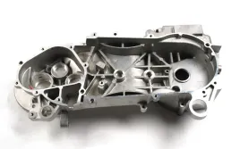 karter-silnika-lewy-do-skutera-b-max-na-wtrysk