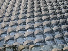 geokrata-geosiatka-na-skarpe-parking-droge-eko-kratka-wys-5cm-gesta-mocna