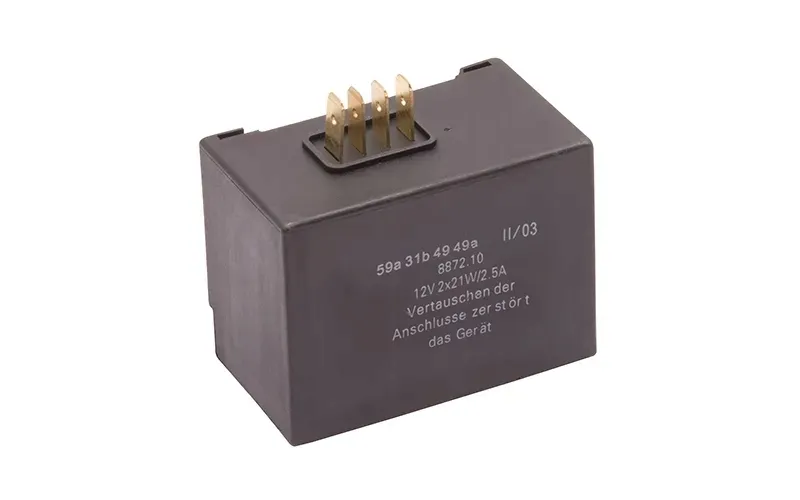 regulator-napiecia-do-motoroweru-simson-12v-stan-nowy