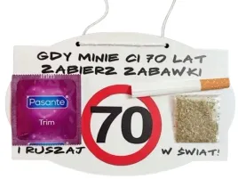 deska-gdy-minie-ci-70-lat-zabierz-zabawki-i-ruszaj-w-swiat-prezent-urodziny