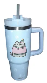 kubek-termiczny-ze-slomka-pusheen-zimowy-kot-900-ml-jasno-niebieski-prezent