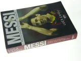ksiazka-messi-luca-caioli-tytul-messi-historia-chlopca-ktory-stal-sie-legenda