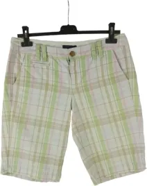 krotkie-spodenki-tommy-hilfiger-6-w-krate