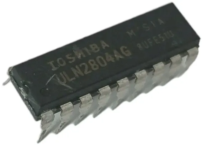 uklad-scalony-driver-uln2804a