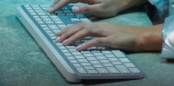 klawiatura-logitech-mx-keys-s