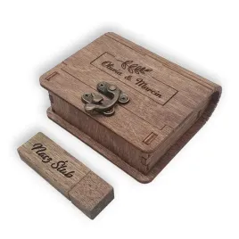 pendrive-32gb-30-drewniane-pudelko-grawer