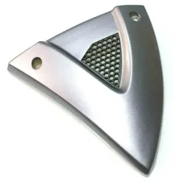 oslona-prawa-plastik-przy-silniku-bad-boy-srebrn