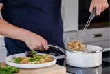kitchenaid-chinski-cedzak-coreline-charcoal-grey-material-stal