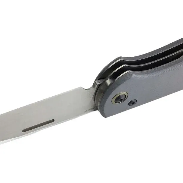 noz-benchmade-317-weekender-stan-nowy-marka-benchmade