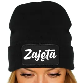 czapka-jesienna-bawelniana-zimowa-czarna-beanie-zajeta-na-prezent-wzory