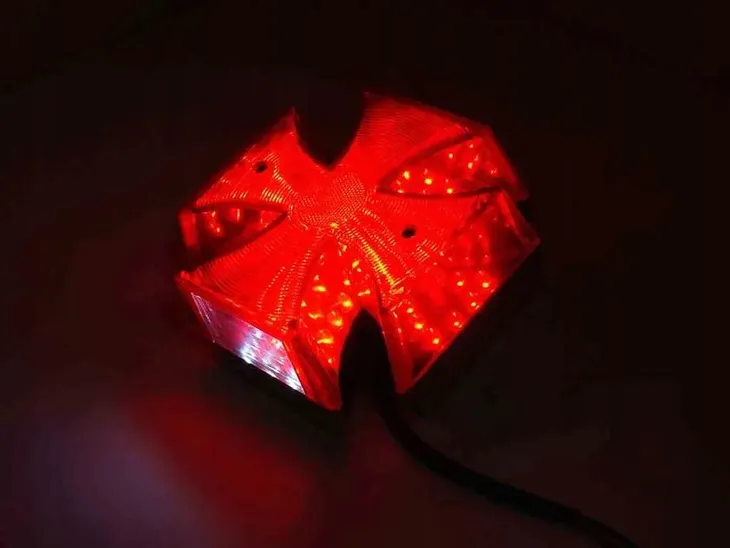 lampa-tyl-ftc-3040-numer-katalogowy-czesci-roy11667