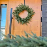 girlanda-swierk-3-metry-100percent-pe-300-cm-dluga-gesta-jak-naturalna-balustrada-kolor-zielony