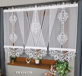 panele-130x60-woal-panel-v-ka-z-bialym-dekorem-firanka-130x110-komplet