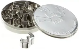 zestaw-foremek-do-ciastek-cyferki-0-9