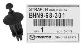 zaczep-uchwyt-wieszak-polki-bagaznika-mazda-3-cx-3-bhn9-68-301-bhn968301-oe