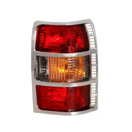 lampa-tylna-prawa-pajero-ii-lift-mb831090-mb683992